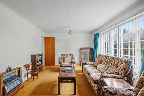 4 bedroom detached house for sale, Ploughmans Way, Rainham,