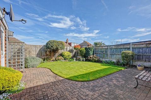 2 bedroom semi-detached bungalow for sale, Wooldeys Road, Rainham,