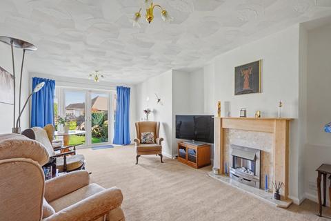 2 bedroom semi-detached bungalow for sale, Wooldeys Road, Rainham,