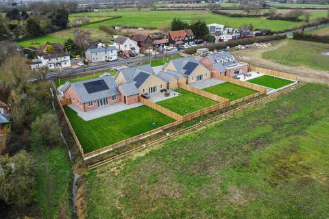 3 bedroom detached bungalow for sale, Tendring Road, Thorpe-le-soken, Clacton-on-Sea