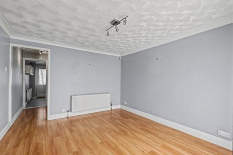 4 bedroom terraced house for sale, Tilbury Road, Rainham,