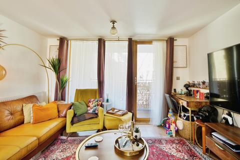 1 bedroom apartment for sale, Katherine Road, London, E6