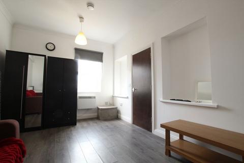 undefined, South Ealing Road, London W5