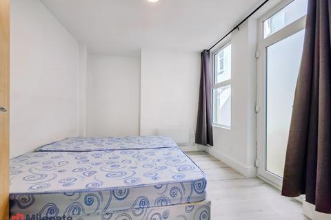 1 bedroom flat to rent, West Road, Westcliff-On-Sea SS0