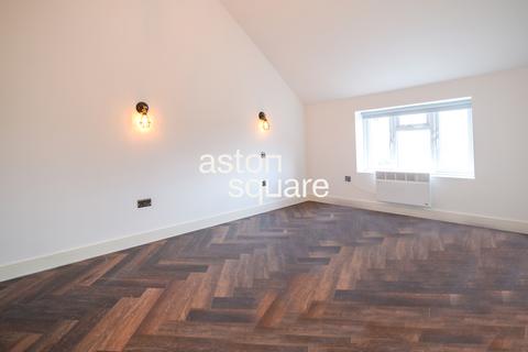 2 bedroom flat to rent, Church Lane, London NW9