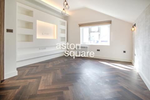 2 bedroom flat to rent, Church Lane, London NW9