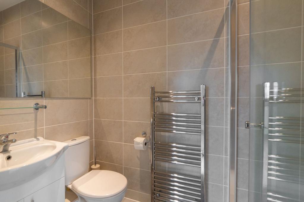 En-suite One