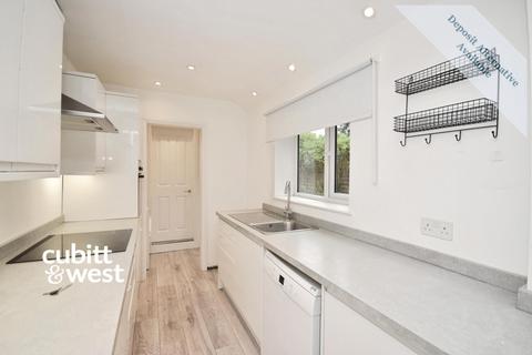 2 bedroom semi-detached house to rent, Lagham Road, South Godstone RH9