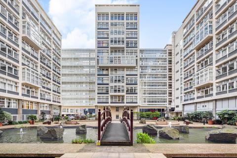Metro Central Heights, 119 Newington Causeway, London, SE1