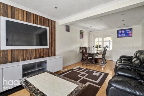 3 bedroom semi-detached house for sale, Monmouth Road, Hayes