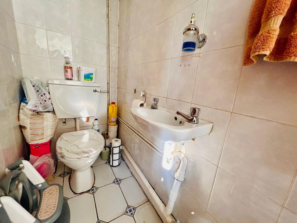 Ground Floor WC
