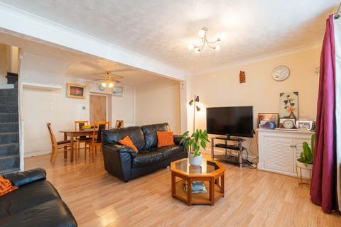 3 bedroom terraced house for sale, Arthur Street, Gravesend, DA11