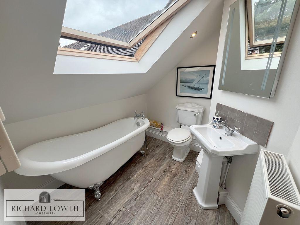 Ensuite Bathroom/WC