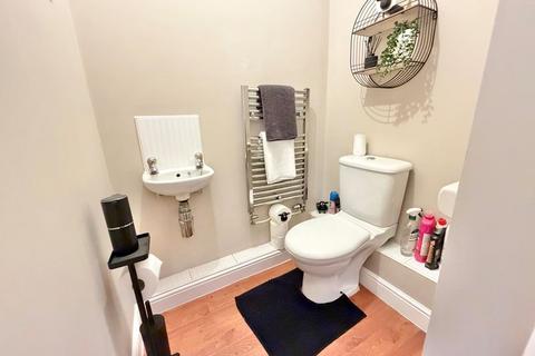 5 bedroom detached house for sale, Barnwood, Little Sutton