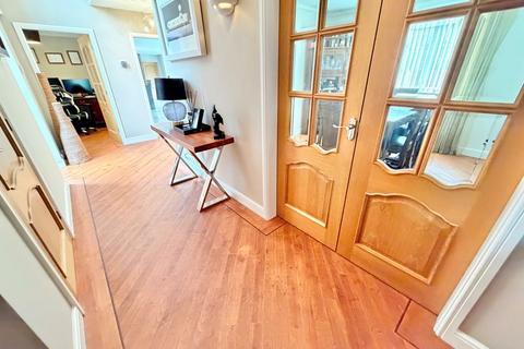 5 bedroom detached house for sale, Barnwood, Little Sutton