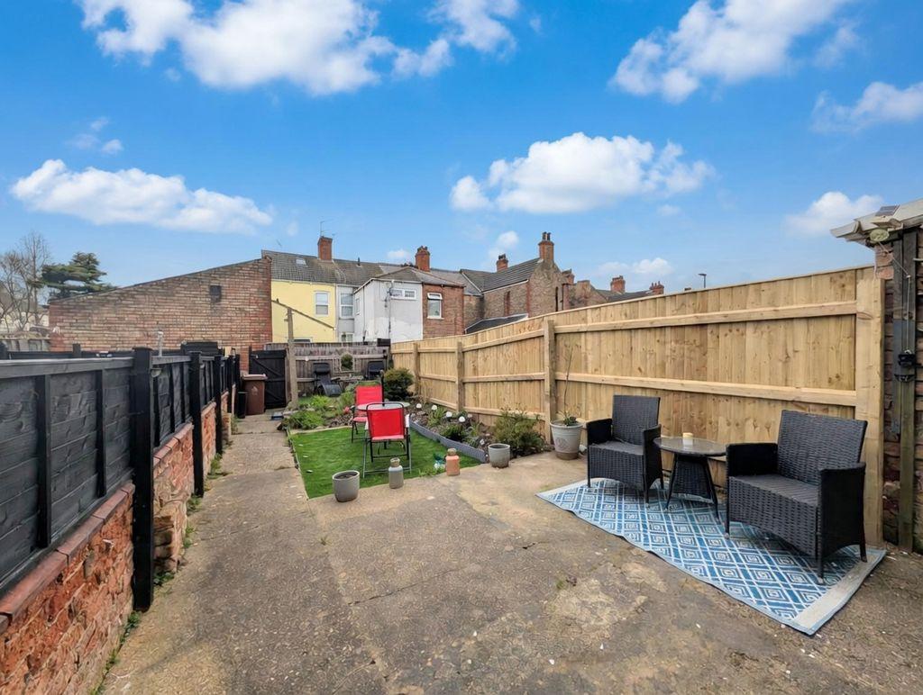 Rear garden view 2