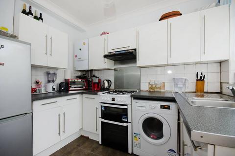 2 bedroom maisonette to rent, Manor Road, Harrow, HA1