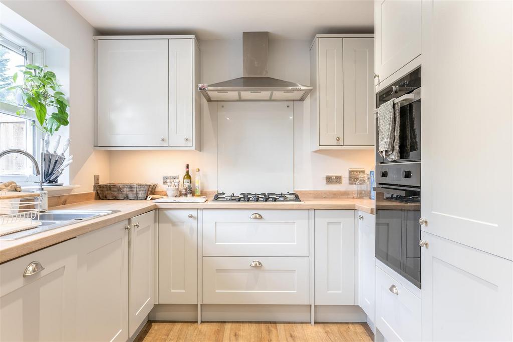 Kitchen Units.jpg