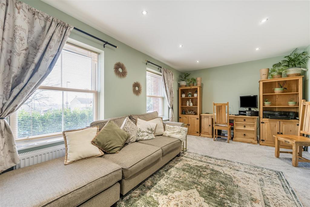 Living Room.jpg