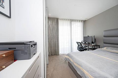 undefined, Canter Way, Aldgate, London, E1