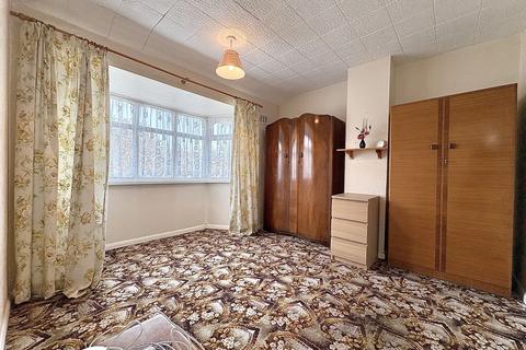 3 bedroom semi-detached house for sale, Bradley Lane, Bilston, WV14 8EN