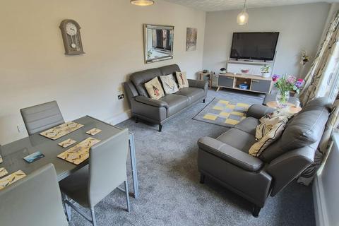 2 bedroom bungalow for sale, Landswood Close, Kingstanding, Birmingham, B44 0LE