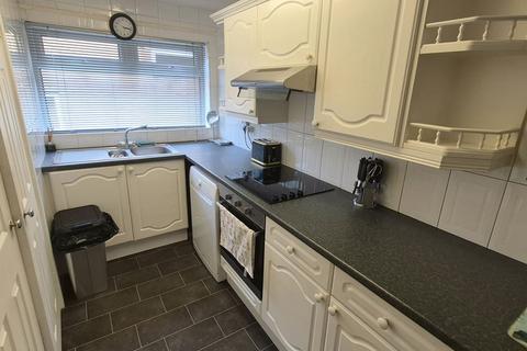2 bedroom bungalow for sale, Landswood Close, Kingstanding, Birmingham, B44 0LE