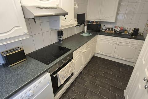 2 bedroom bungalow for sale, Landswood Close, Kingstanding, Birmingham, B44 0LE