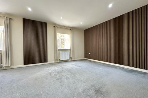 2 bedroom apartment to rent, Upper Carr Lane, Calverley LS28