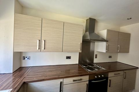 2 bedroom apartment to rent, Upper Carr Lane, Calverley LS28