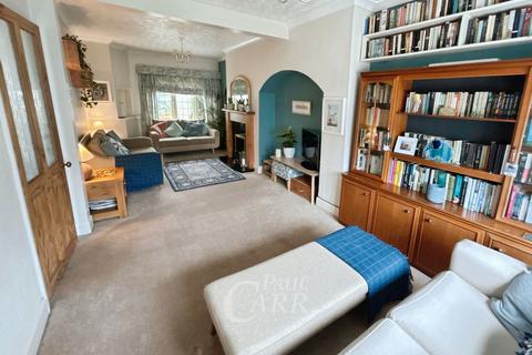 4 bedroom semi-detached house for sale, Nevin Grove, Great Barr, Birmingham, B42 1PE