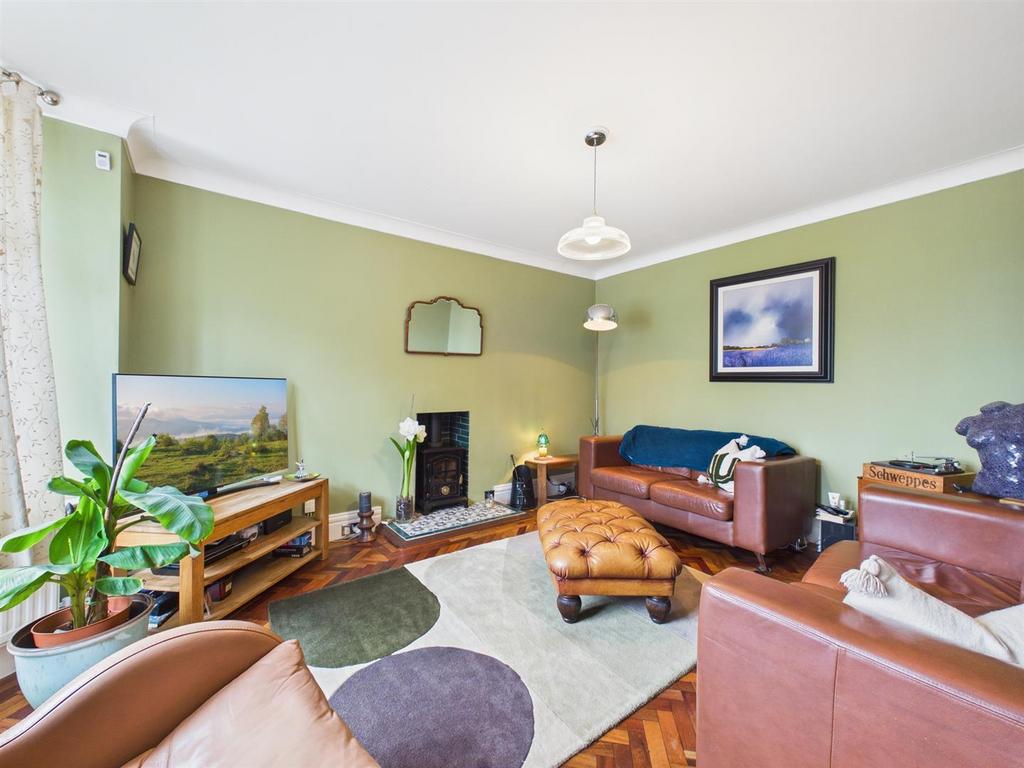 Sitting Room: