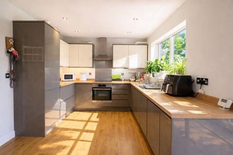 3 bedroom detached house for sale, Baker Street, Burntwood, WS7 4RQ