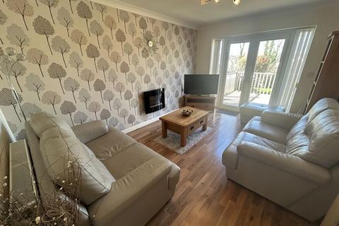 3 bedroom detached house for sale, Cysgod Y Castell, Llandudno Junction