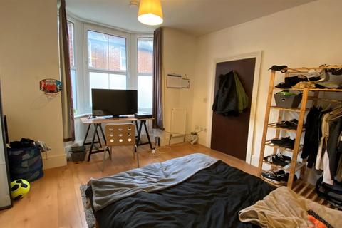 4 bedroom house to rent, Lansdown Road, Canterbury CT1