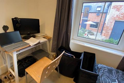 4 bedroom house to rent, Lansdown Road, Canterbury CT1