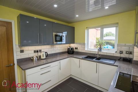 4 bedroom detached house for sale, Dorchester Park, Runcorn