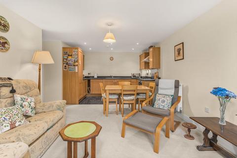 undefined, 13 Janet Blunt House, Greenhill, Twyford - No onward chain