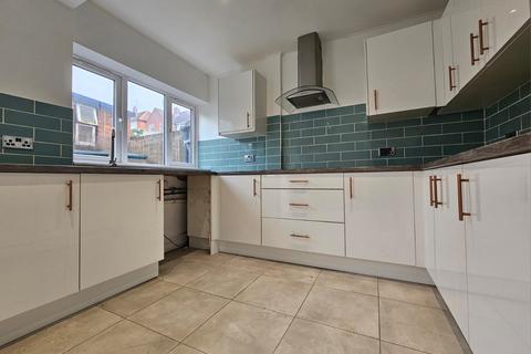 3 bedroom house to rent, Raeburn Road, BIRMINGHAM
