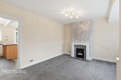 3 bedroom semi-detached house to rent, June Avenue, Leigh *AVAILABLE NOW*