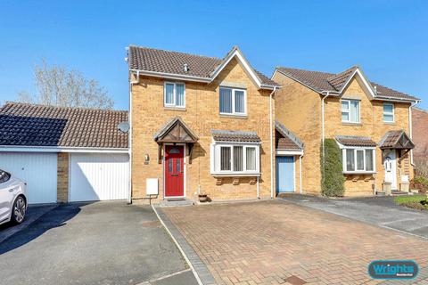 3 bedroom detached house for sale, Ramsbury Walk, Trowbridge