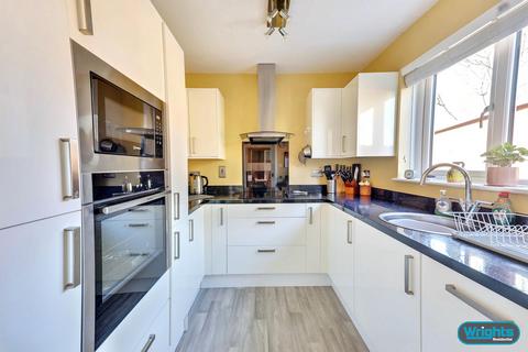 3 bedroom detached house for sale, Ramsbury Walk, Trowbridge