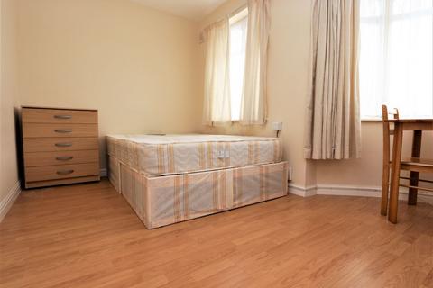 undefined, Flat in Edmonton N9