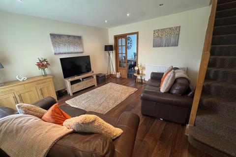 3 bedroom terraced house to rent, Valeria Close, Wallsend NE28