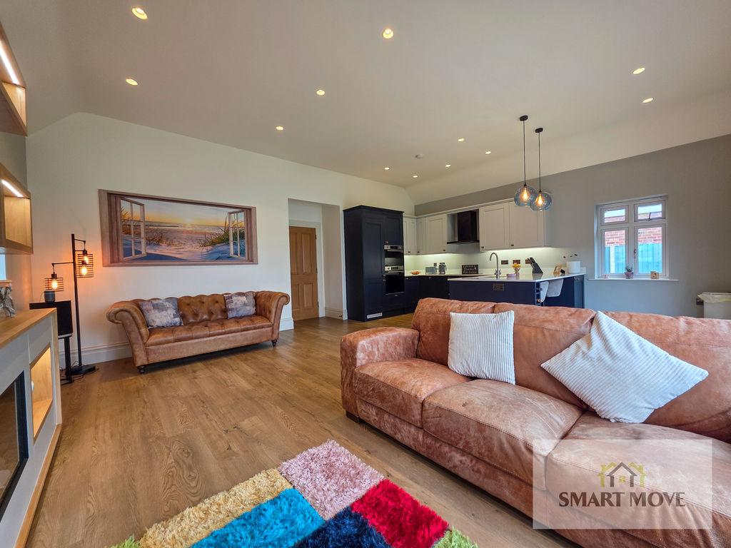 Open Plan Family...