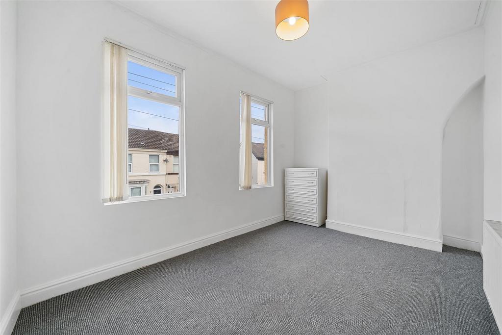 Bedroom 1d.jpg