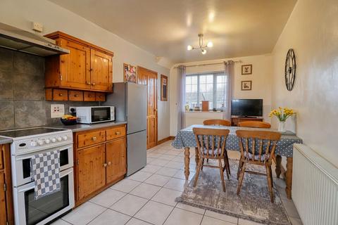 3 bedroom semi-detached house for sale, Lodge Lane, Flixborough