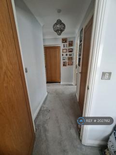 2 bedroom flat to rent, Bracken Road, Bournemouth, BH6