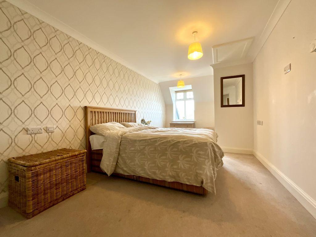 House in Christchurch, Southbourne, Bournemouth - View 3