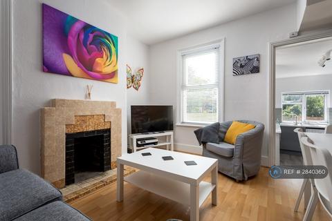 4 bedroom semi-detached house to rent, Market St, Cheltenham, GL50